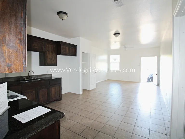 7609 Novella Dr — Photo 3