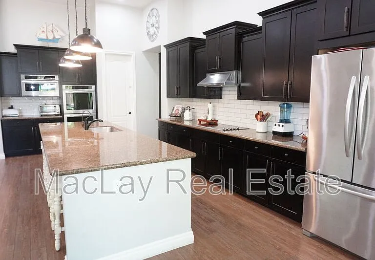 2910 E Wildhorse Dr — Photo 26