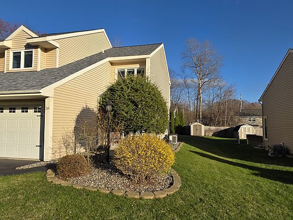 2nd image of 38 Captains Blvd