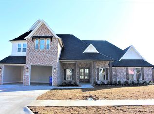 1220 Miss Kyndall, Lumberton, TX 77657