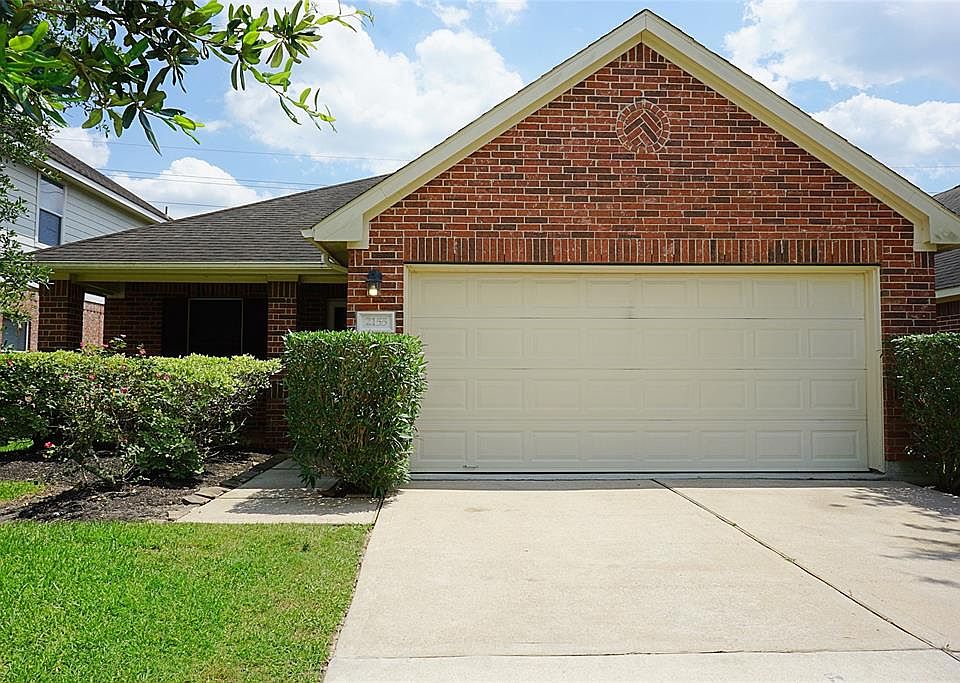 1st image of 2155 Acorn Glen Trl