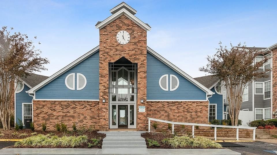 The Social Block and Townhomes Apartment Rentals Starkville, MS Zillow