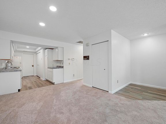 5th image of 2397 Hooverside Ln