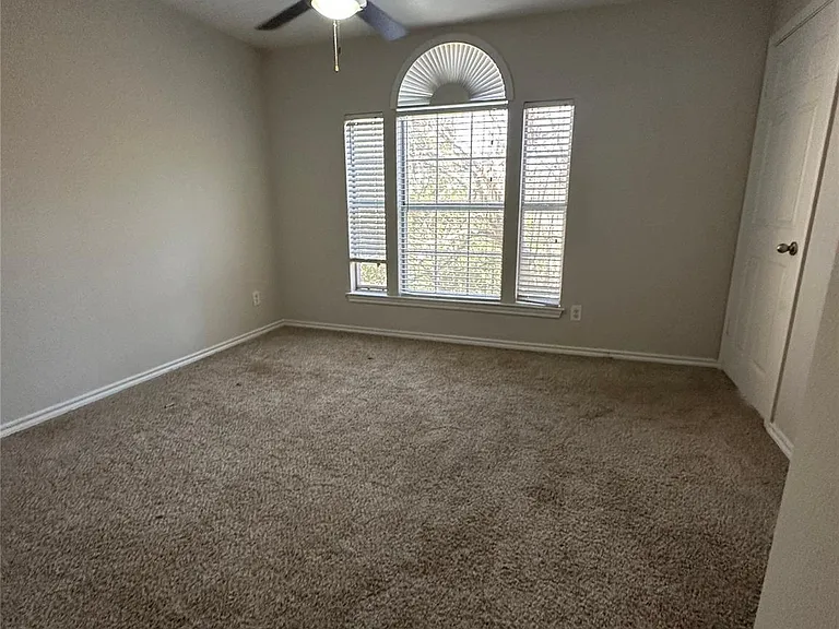 6804 N Capital Of Texas Hwy #822 — Photo 8