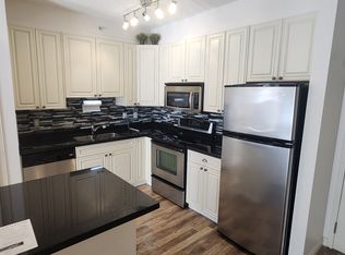 9819 104th St NW, Edmonton, AB T5K 0Y8