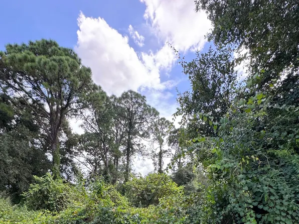 6801 Deland Avenue, Fort Pierce, FL 34951