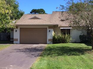 4605 SE Geneva Dr, Stuart, FL 34997