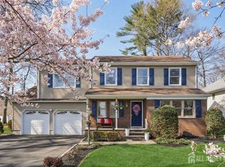 53 Salem St, Edison, NJ 08820