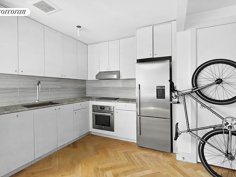 531 Vanderbilt Ave #5C — Photo 1