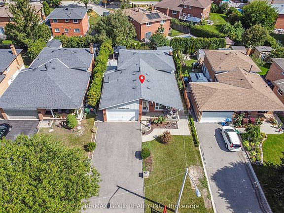 2nd image of 55 Malcolm Cres