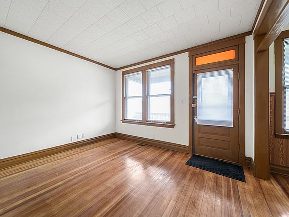 3rd image of 7120 41st St