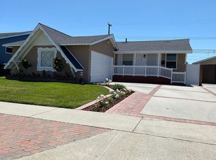 11336 211th St, Lakewood, CA 90715