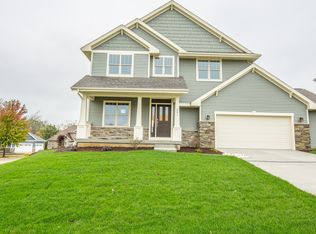 201 W Gonstead Rd, Mount Horeb, WI 53572