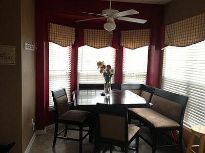 Eat in kitchen w/ bay window