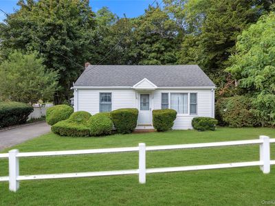 4 Giant Oak Road, Ridge, NY, 11961