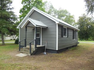 400 N River St, Gladwin, MI 48624