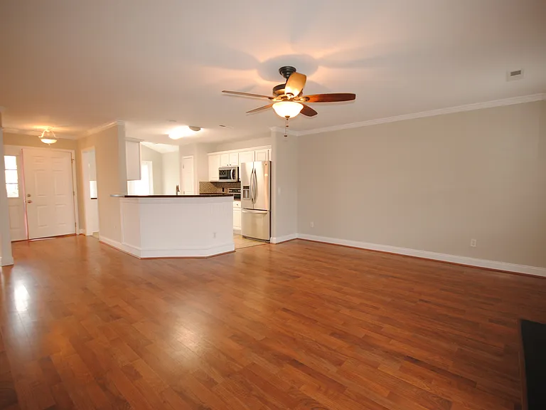 3013 Lagar Ln — Photo 4