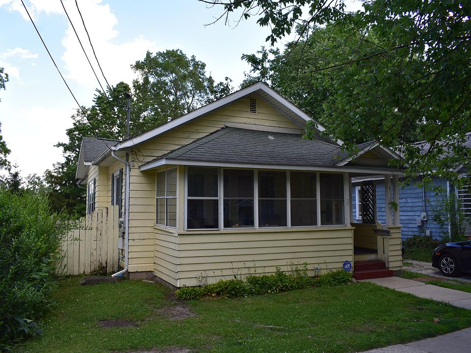 1st image of 455 E Stockbridge Ave