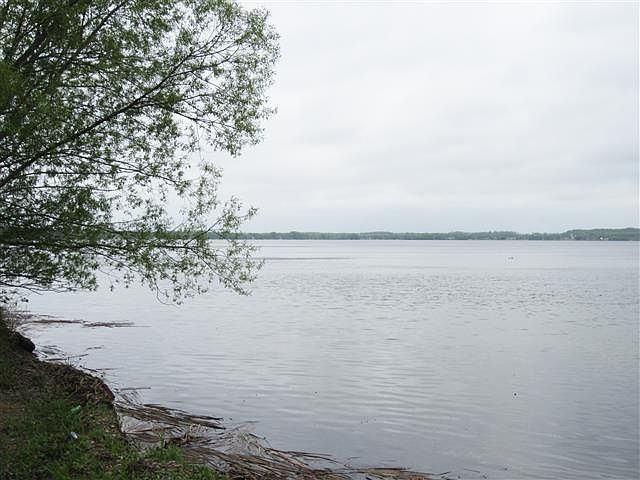 2nd image of 24994 Lake Ridge Ln