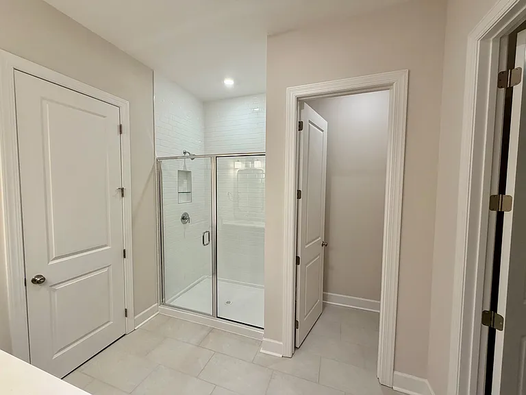 310 Buckwood Ln — Photo 13