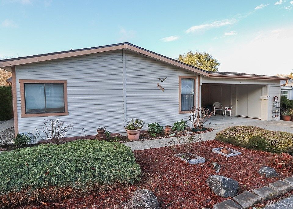 1st image of 528 NW Silver Glen Ln #31