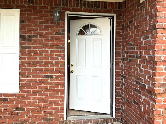 2nd image of 102 American Eagle Way
