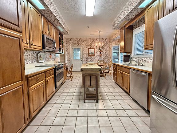 9th image of this home