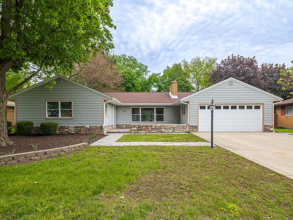 1st image of 122 Boyd Cir