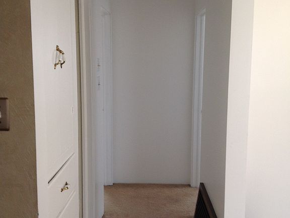 5th image of 1254 S Stewart St