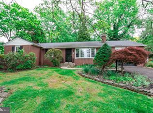 110 Knollwood Dr, Lansdale, PA 19446