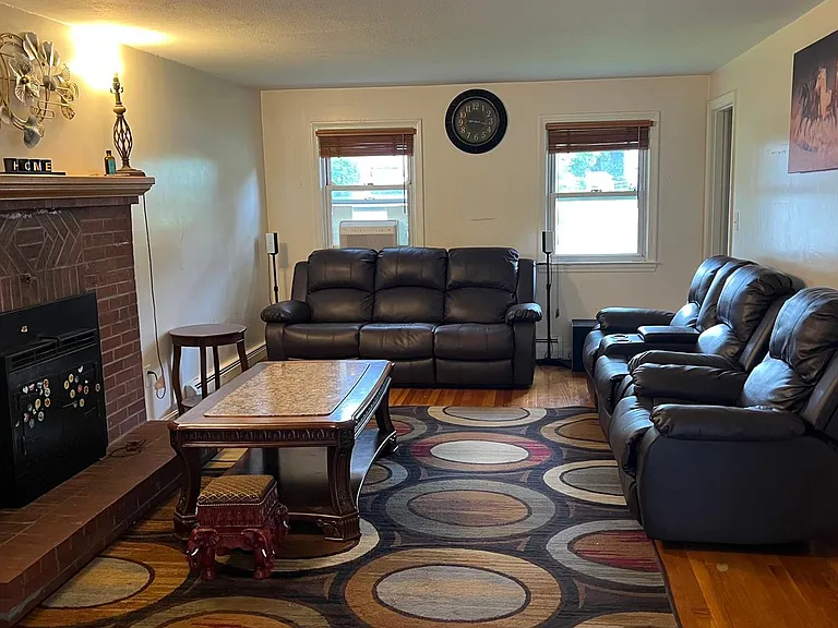 3 New Searles Rd — Photo 17