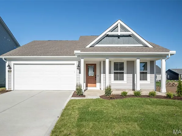 1909 Rolling River Cir, Saint Paul, MO 63366