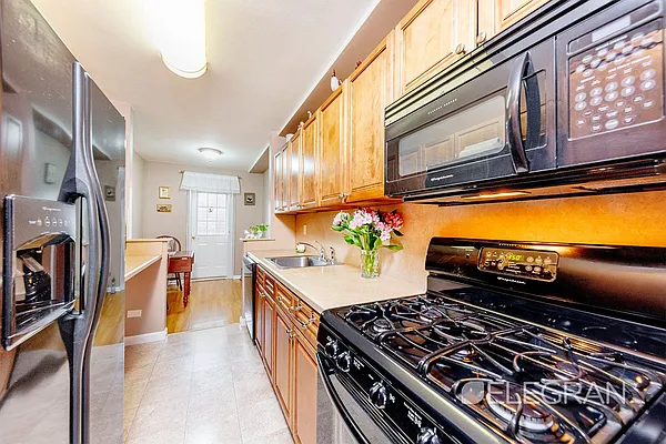 Sold by (Legacy) Elegran | media 28