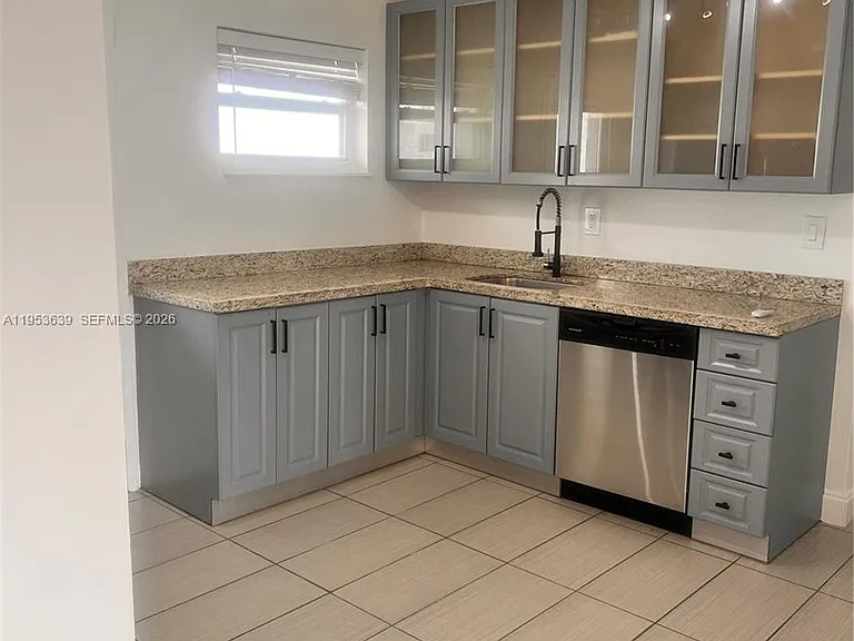 1300 Lincoln Rd #B902 — Photo 9
