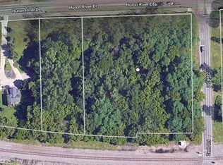 Vl W Huron River Dr, Dexter, MI 48130