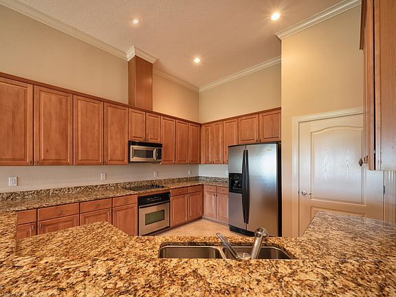 4th image of 13846 Atlantic Blvd APT 910