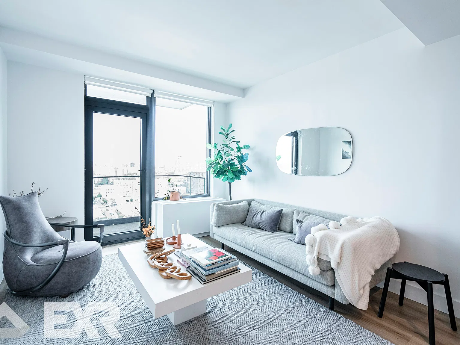 228 East 135th Street — Photo 4