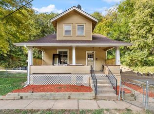 209 Ellicott Pl, Council Bluffs, IA 51503