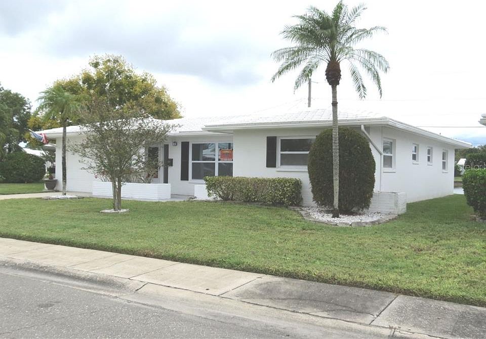 1st image of 3987 100th Pl N
