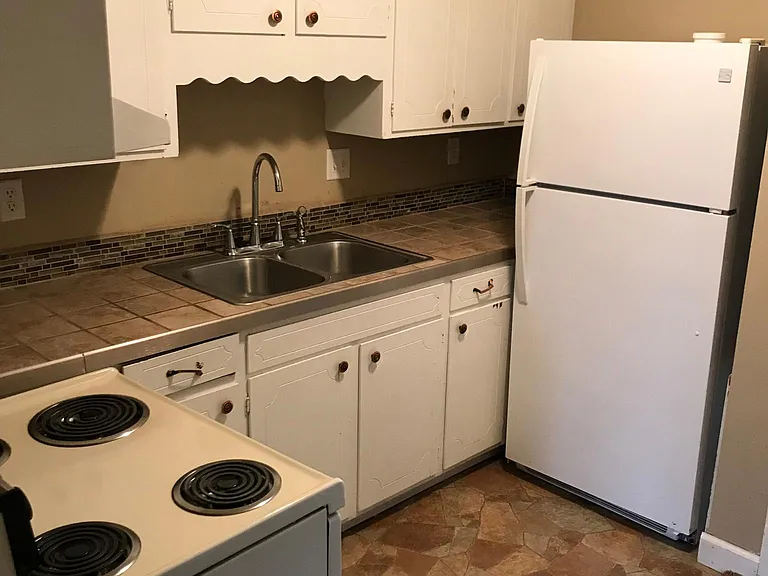 1843 E Dodge St #A — Photo 4