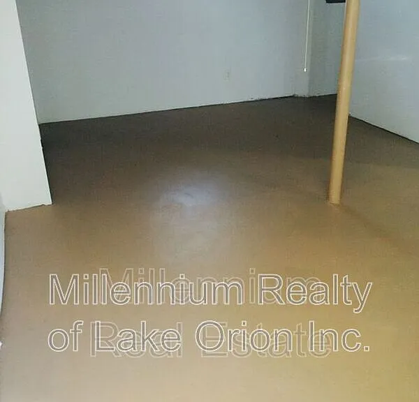 260 W Longfellow Ave — Photo 12