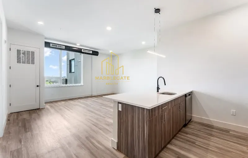 1 bed, 650 sqft, $2,275 — Photo 2