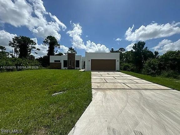 2nd image of 55 Colin Ave S
