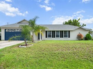 3911 SW 11th Pl, Cape Coral, FL 33914