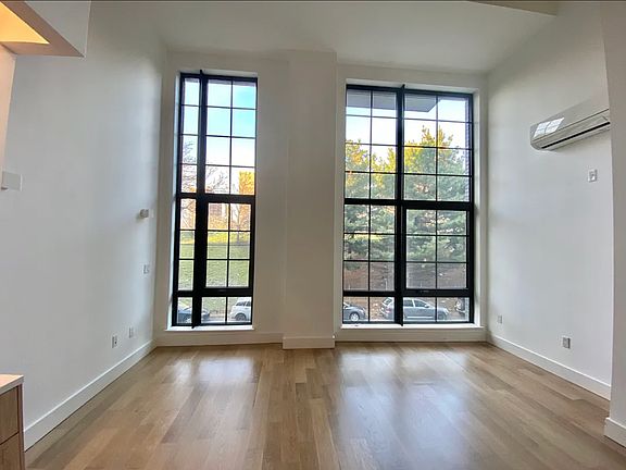 5th image of 25 Bruckner Blvd #2H