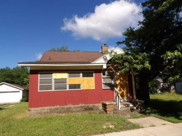 709 S Main St, Three Rivers, MI 49093