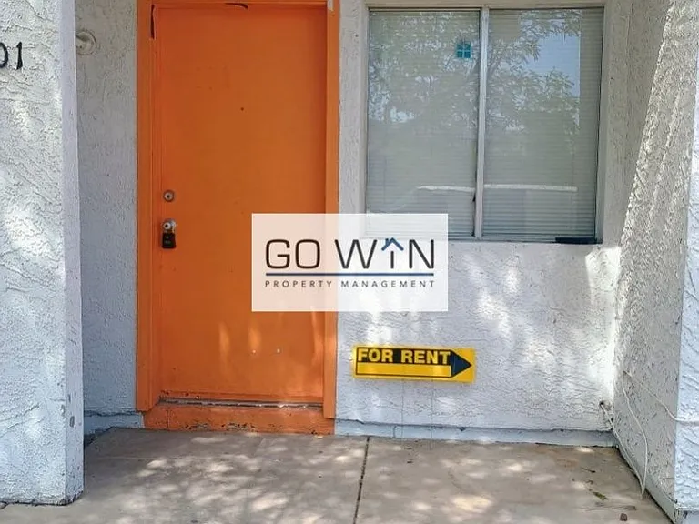 1102 W Cheryl Dr — Photo 9