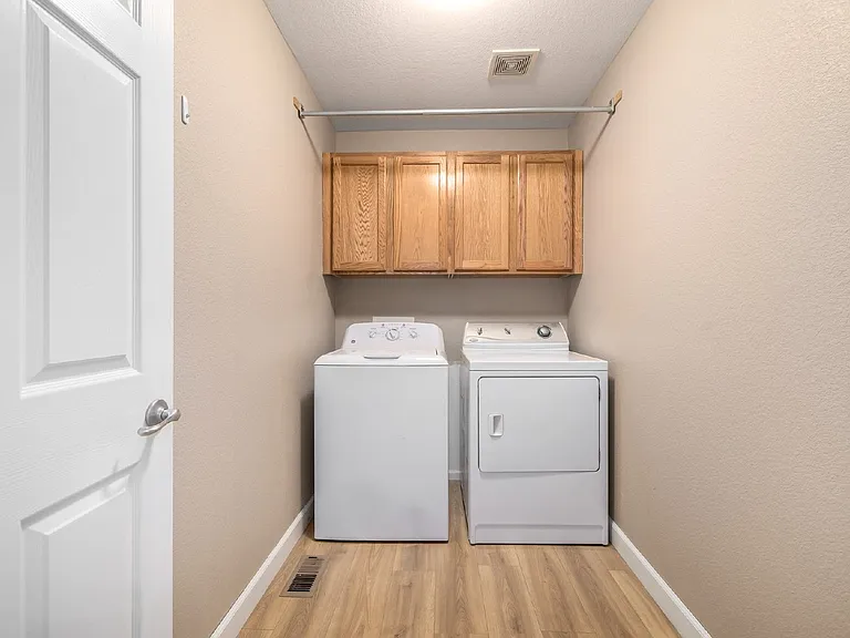 16605 E Auburn Hills Dr — Photo 34