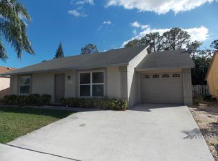 5664 Priscilla Ln, Lake Worth, FL 33463