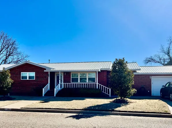 704 2nd St, Lorenzo, TX 79343